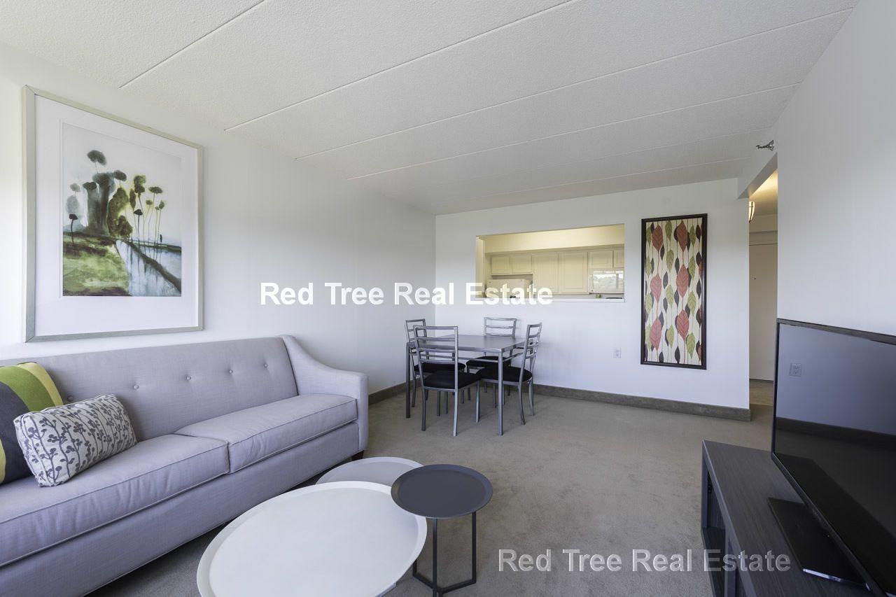 1925 Commonwealth Avenue