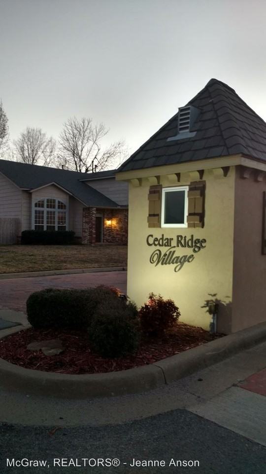 9526 E 99th St - Photo 2 of 28