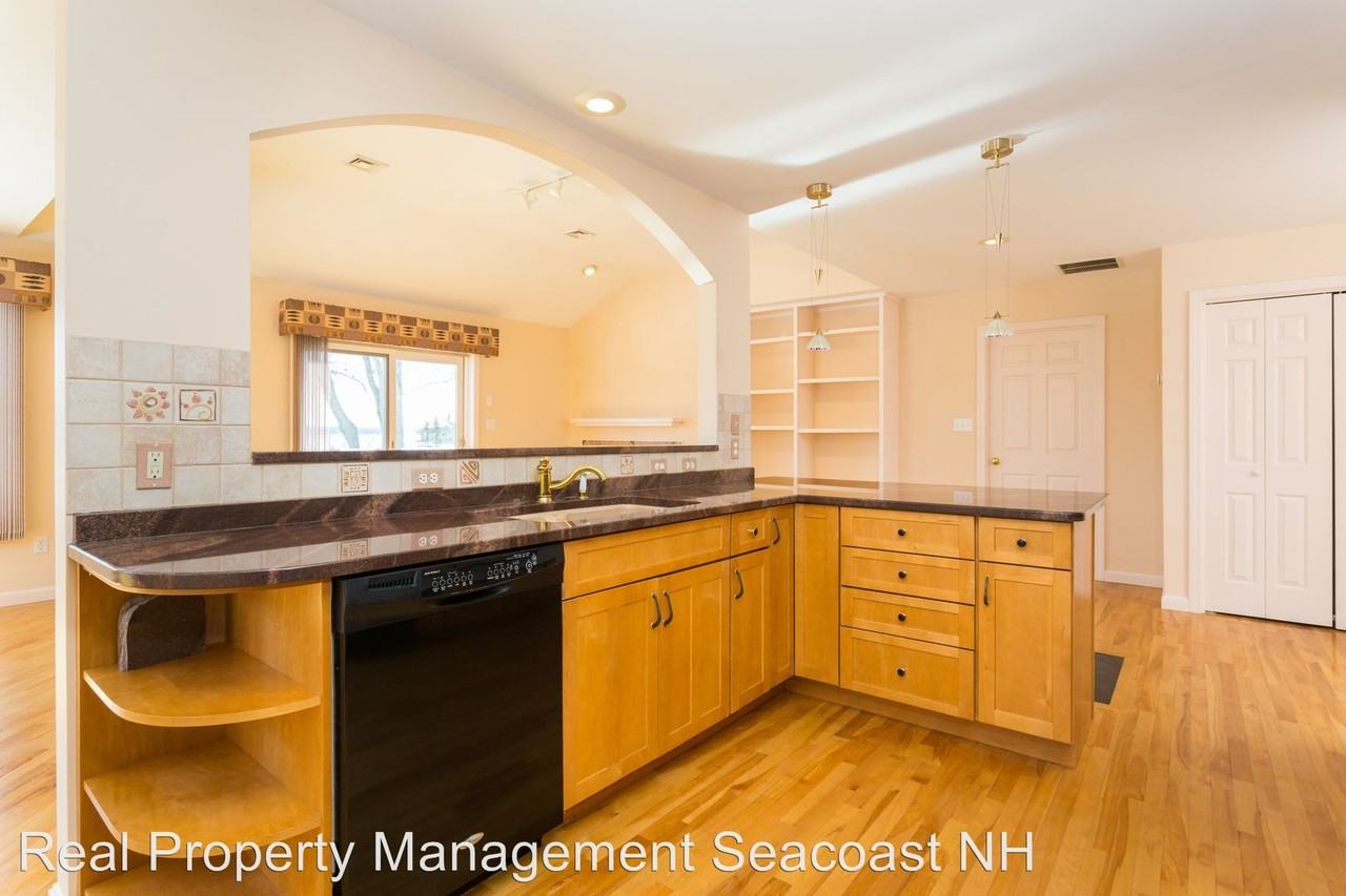 223 Cushing Rd - Photo 3 of 39