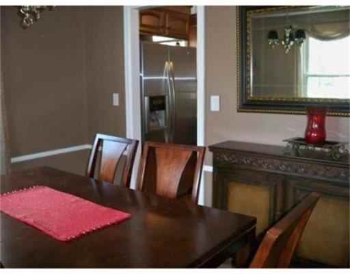 147 Hartford Terrace #0 - Photo 3 of 10