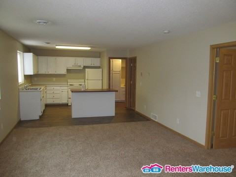 116-122 1st St W - Photo 2 of 8