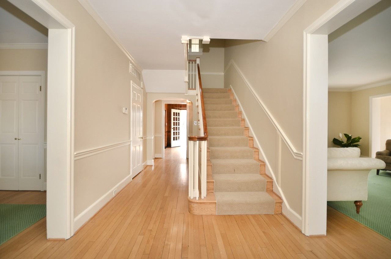 805 St Georges Rd - Photo 2 of 29