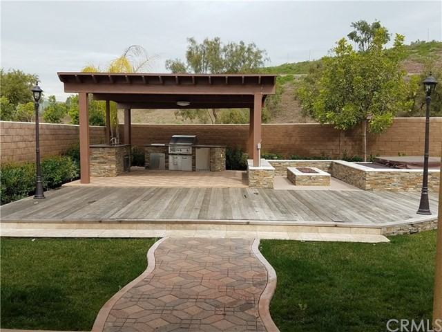 2741 Alamitos Rd - Photo 2 of 24