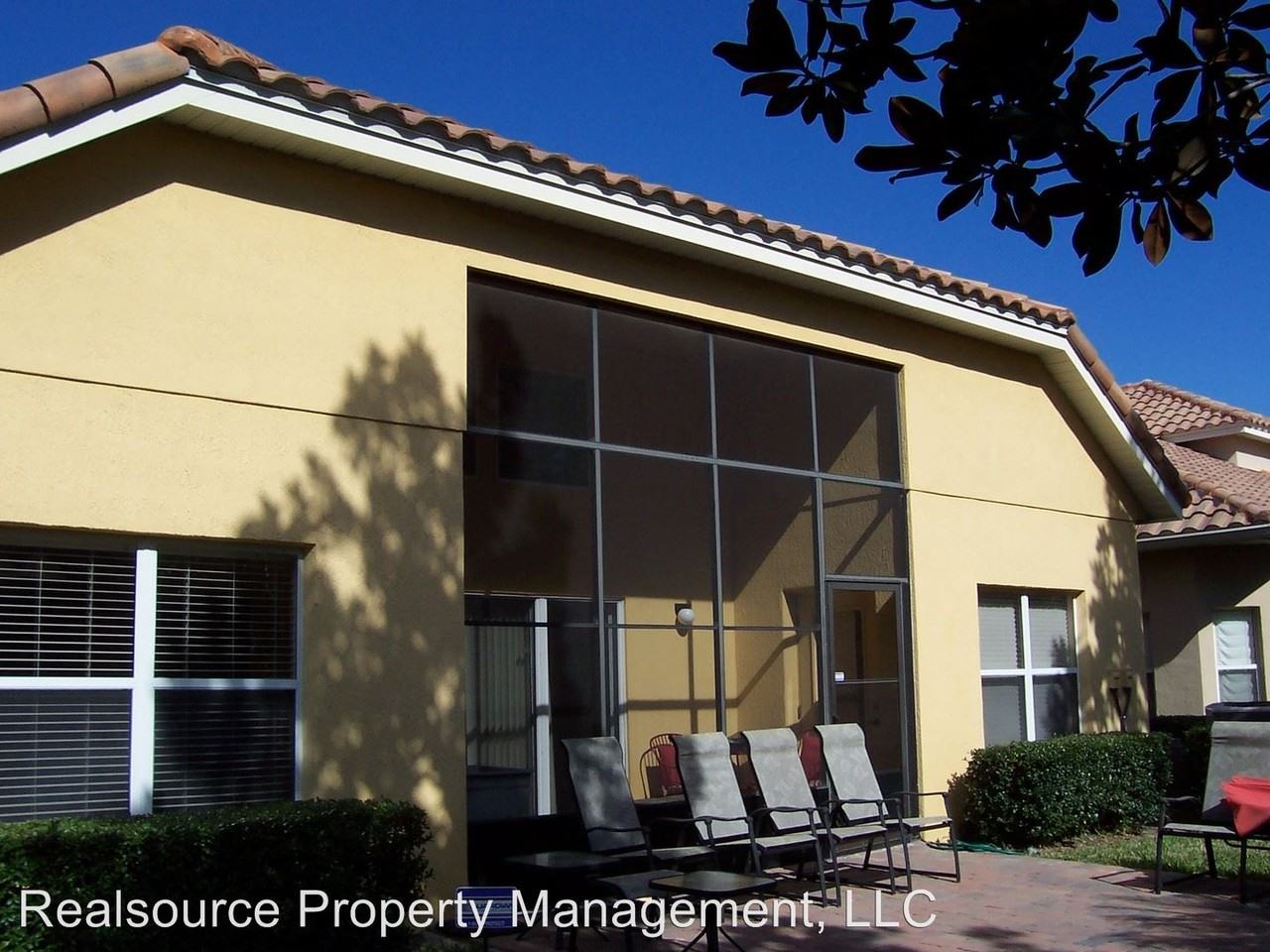 6892 Lucca St - Photo 2 of 33