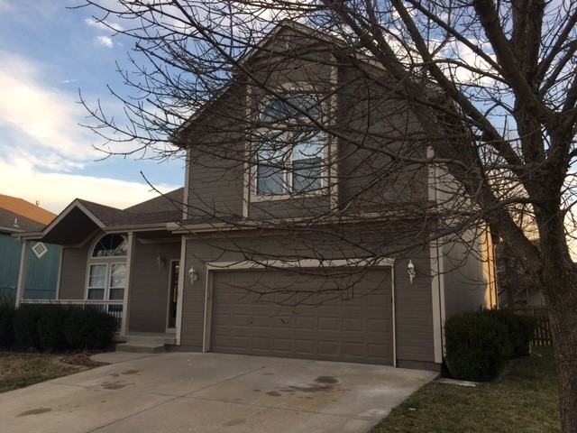 130 NE Lamplighter Ln - Photo 3 of 21