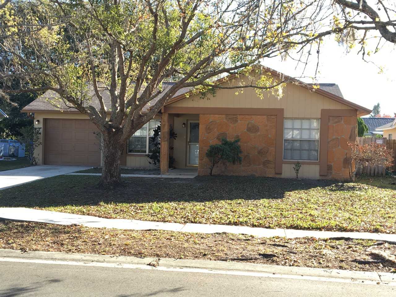 3700 McCloud St - Photo 2 of 21