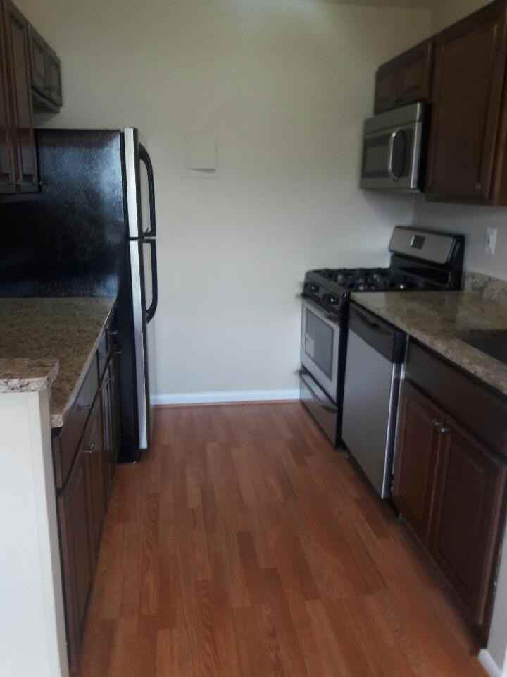 5462 85th Ave - Photo 2 of 9