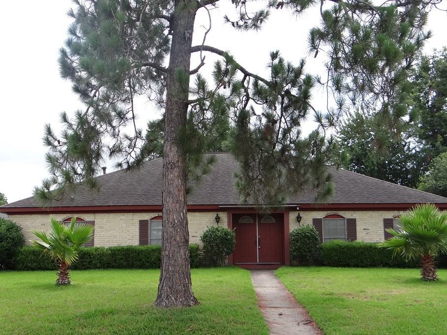 2807 Memphis Ave - Photo 2 of 17