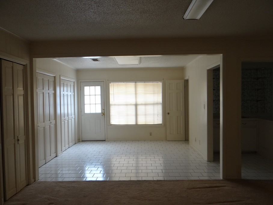 2807 Memphis Ave - Photo 3 of 17