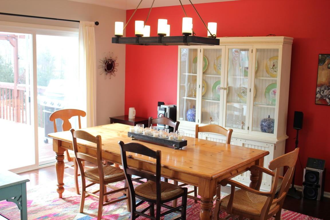 861 Algoma Dr - Photo 3 of 24