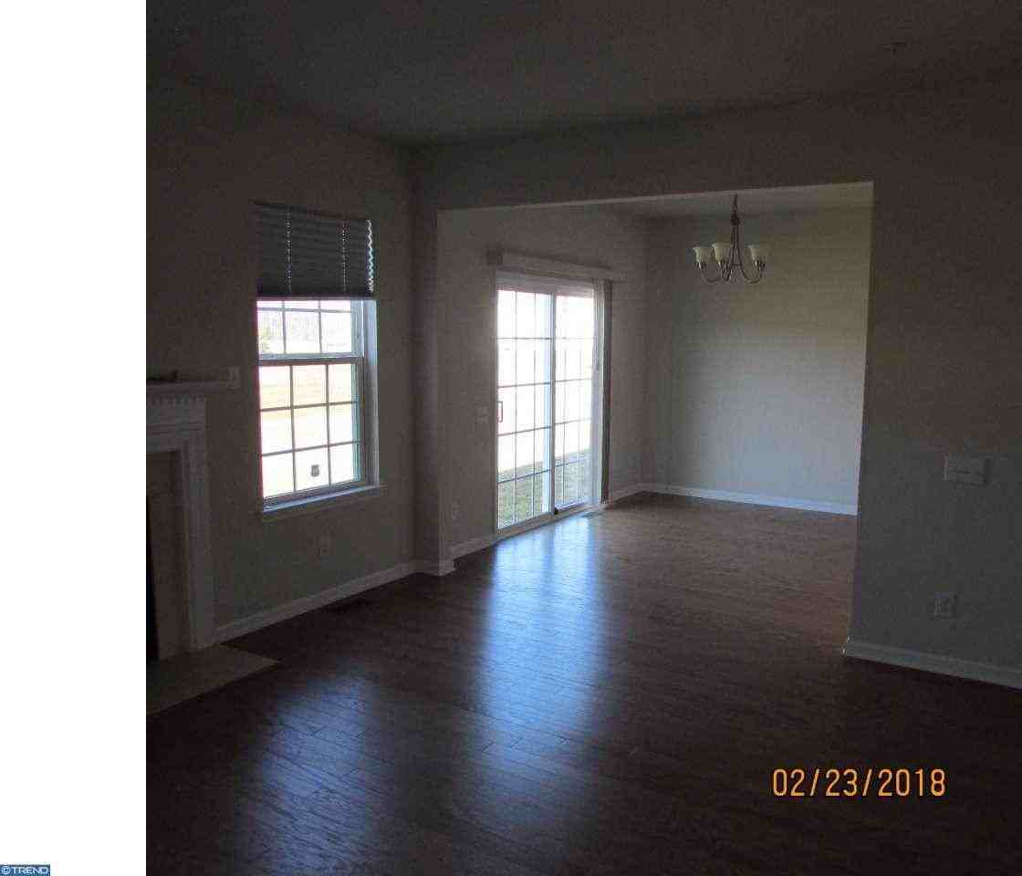 205 Sills Ln - Photo 3 of 16