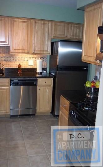3854 Chesterwood Dr - Photo 2 of 17