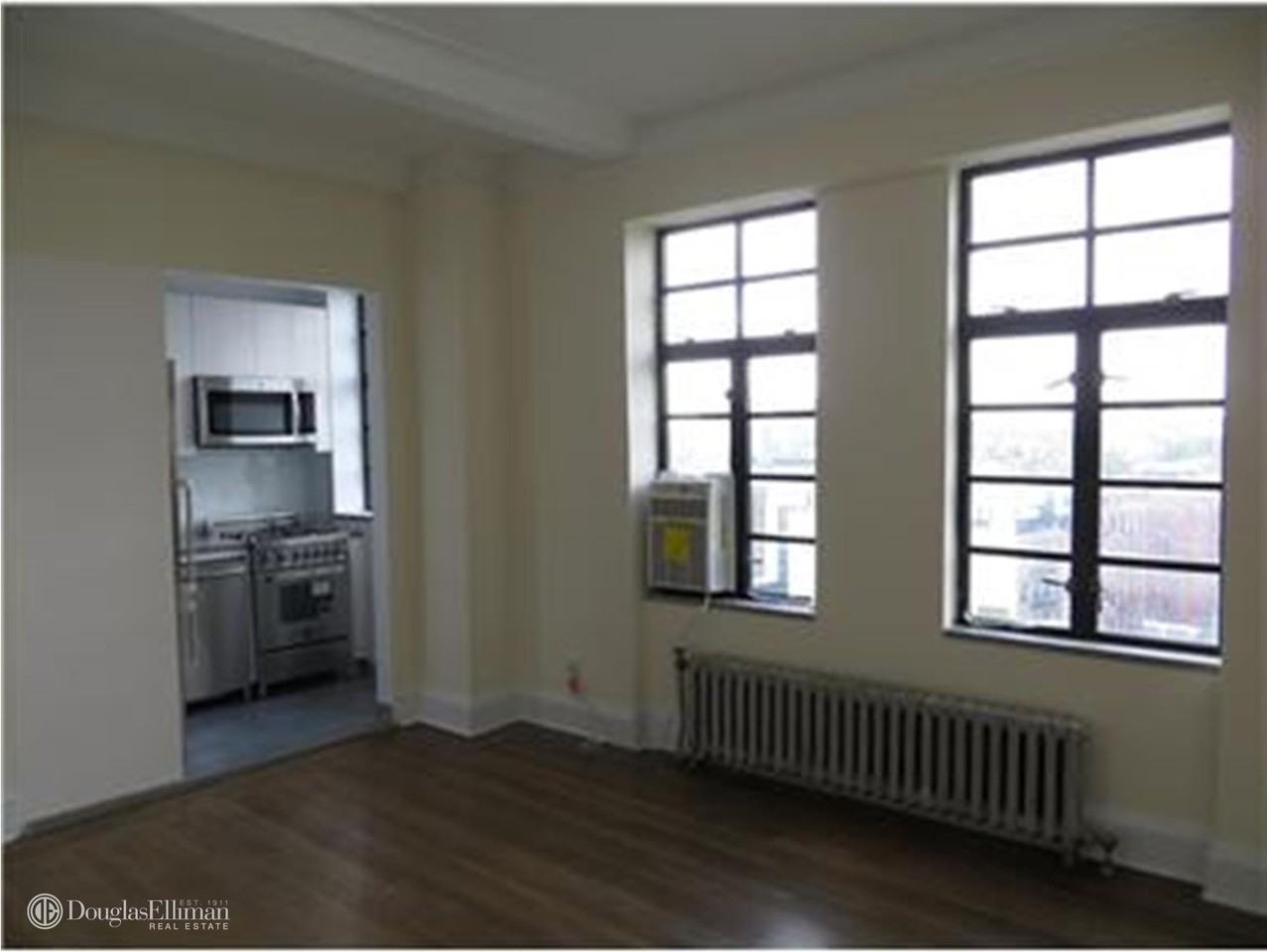 Sheridan Square & W. 4th St. #4B