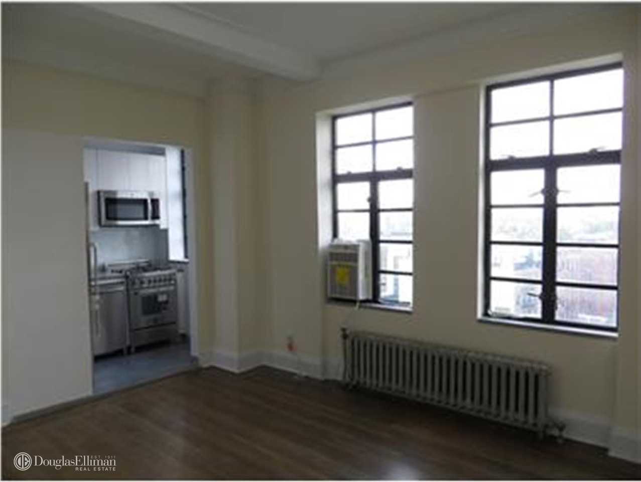 Sheridan Square & W. 4th St. #8C