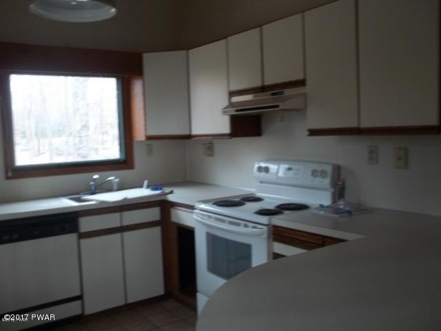 109 Broadmoor Dr - Photo 3 of 8