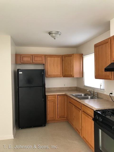 3917 Oak Ridge Dr - Photo 2 of 5
