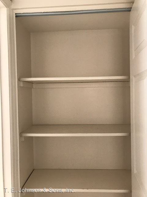 3917 Oak Ridge Dr - Photo 3 of 5