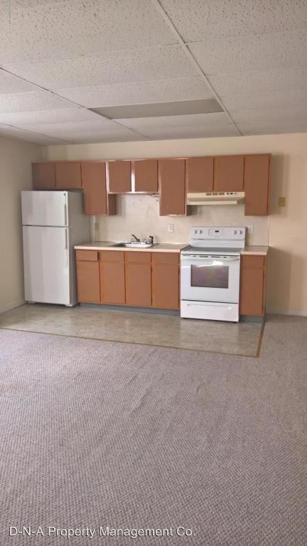 44-16 Broadway - Photo 3 of 10