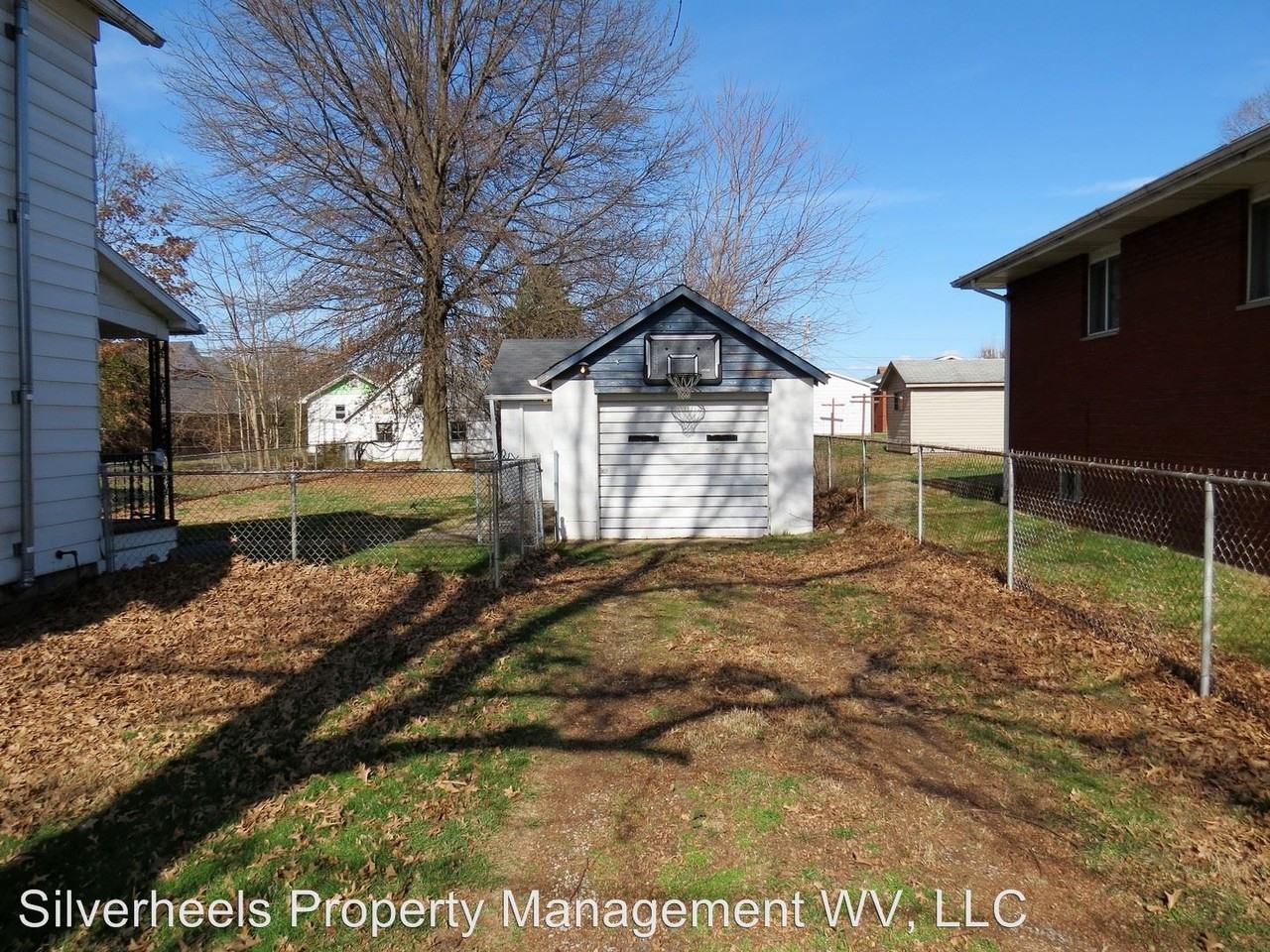 113 37th St - Photo 3 of 12