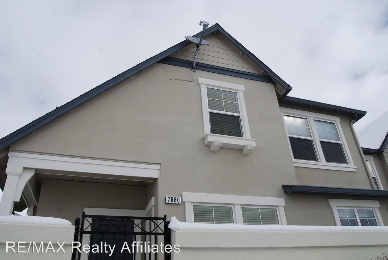 7680 Stone Bluff Way