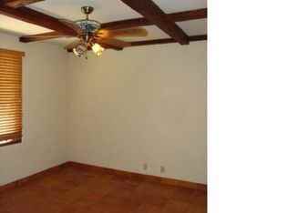 155 Ocotillo Ave B - Photo 2 of 13