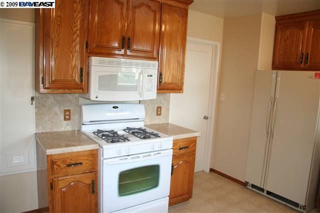 15074 Beatty Street - Photo 3 of 4