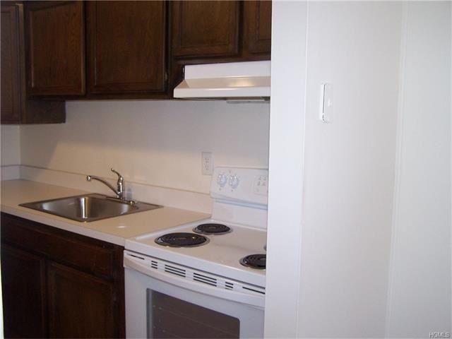 238 Park Ln - Photo 3 of 10