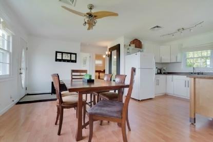 18 S Crestview Dr - Photo 3 of 10