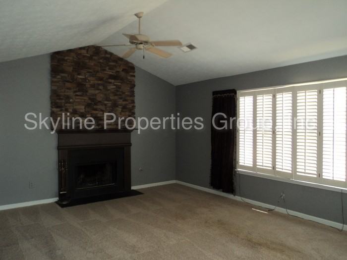 3025 Lake Park Trail - Photo 2 of 10