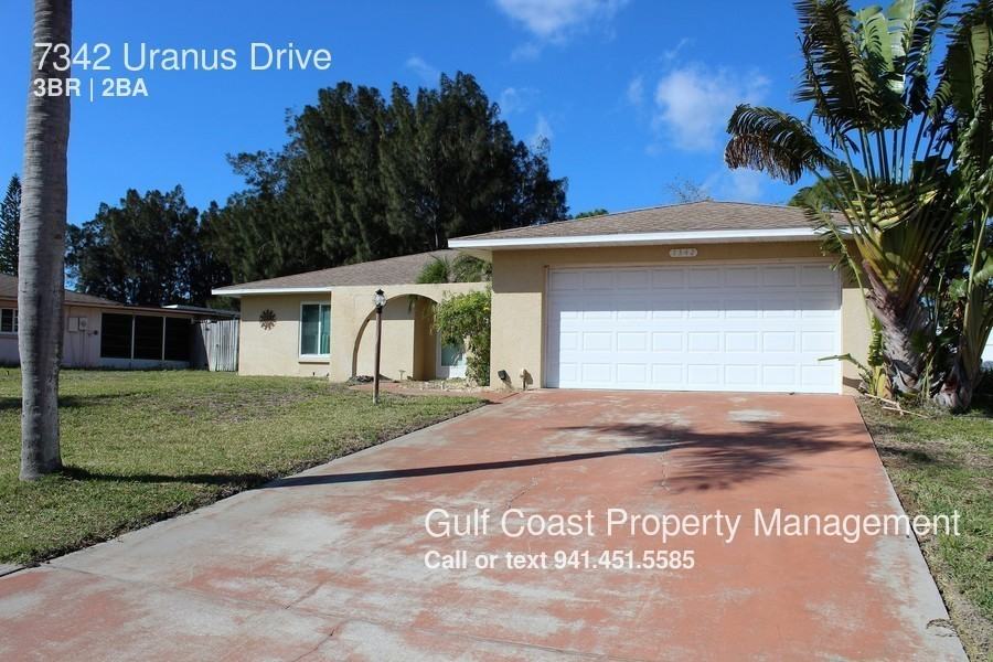 7342 Uranus Dr - Photo 2 of 9