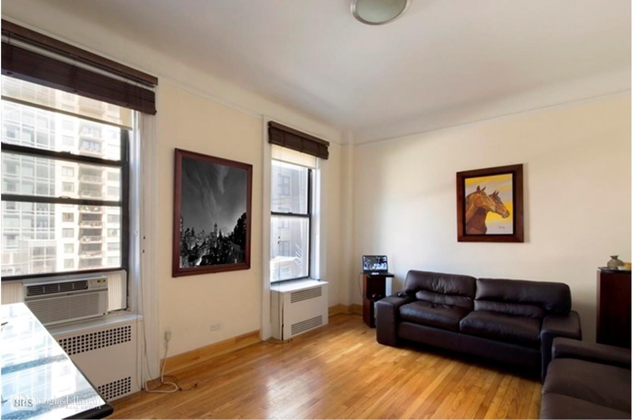 West 54th St & Seventh #8E