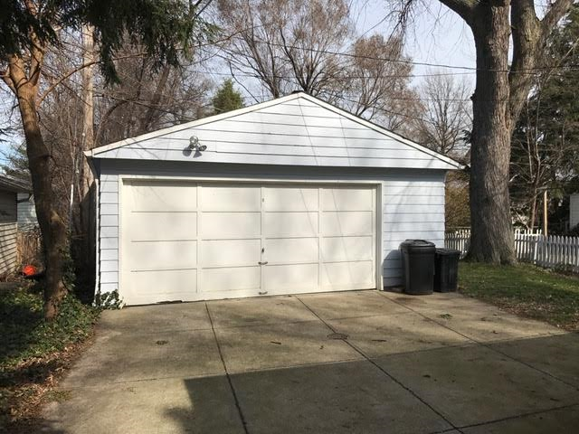 19220 Scenic Rd - Photo 2 of 20