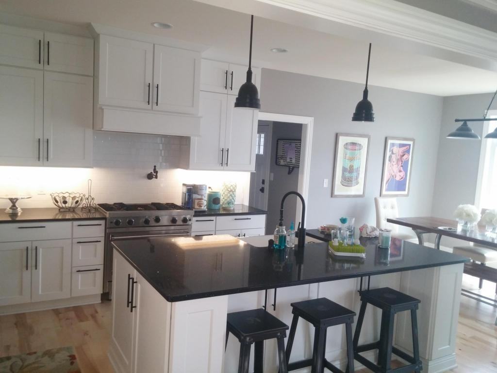 2815 Amanda Ct - Photo 2 of 19