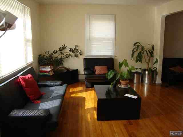 21 E Central Ave - Photo 2 of 12