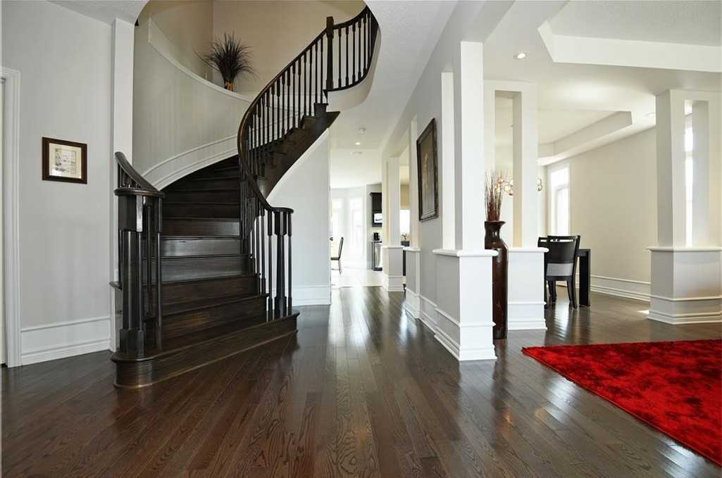 100 Wilhelmina Place - Photo 2 of 10
