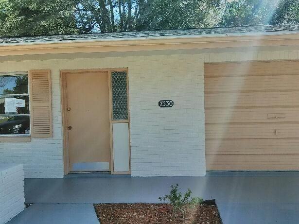 7530 Camelot Rd - Photo 2 of 7