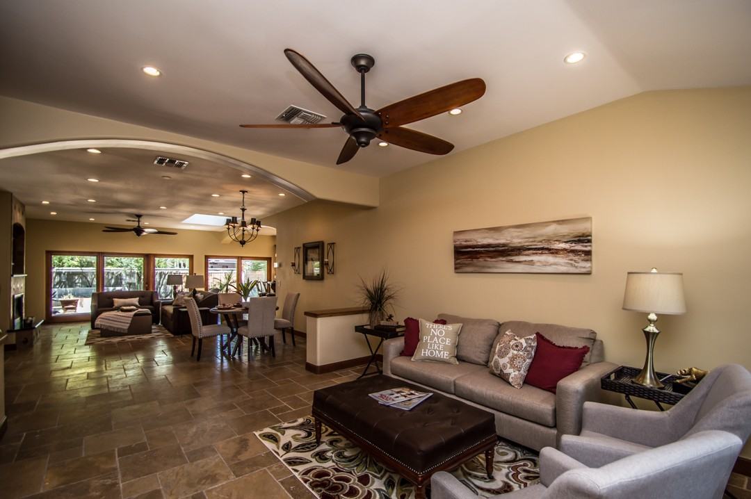 3426 East Glenrosa Avenue - Photo 3 of 4