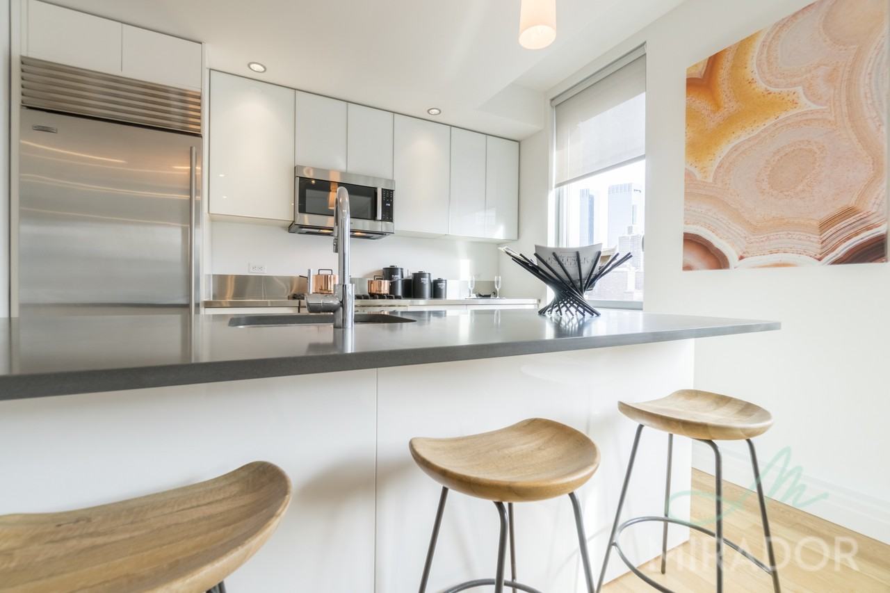 598-548 W 54th St #27D