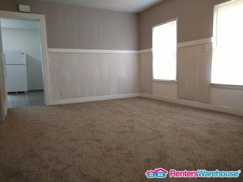 710 E Marion St - Photo 3 of 12