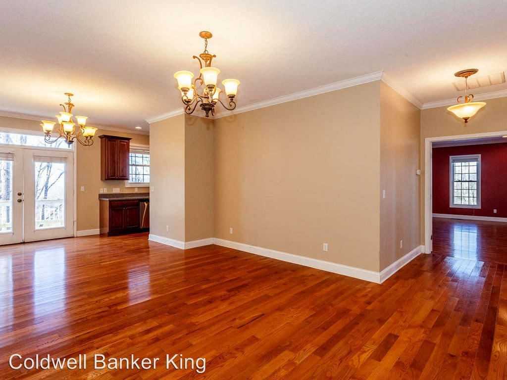 185 Joe Bailey Rd - Photo 2 of 9