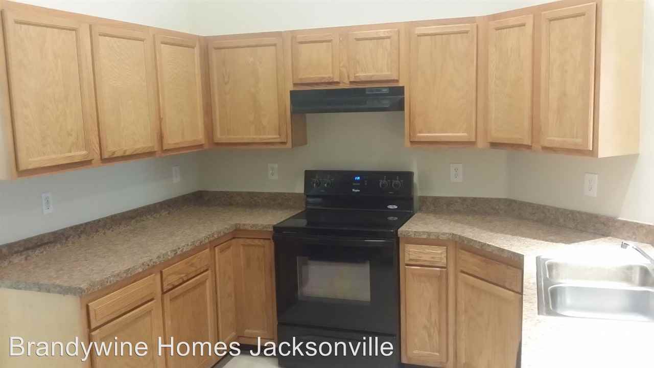 4092 Sabel Dr - Photo 2 of 9