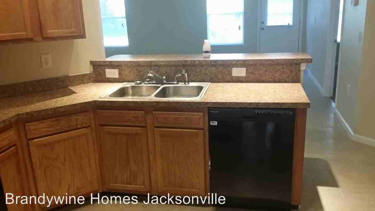 4092 Sabel Dr - Photo 3 of 9