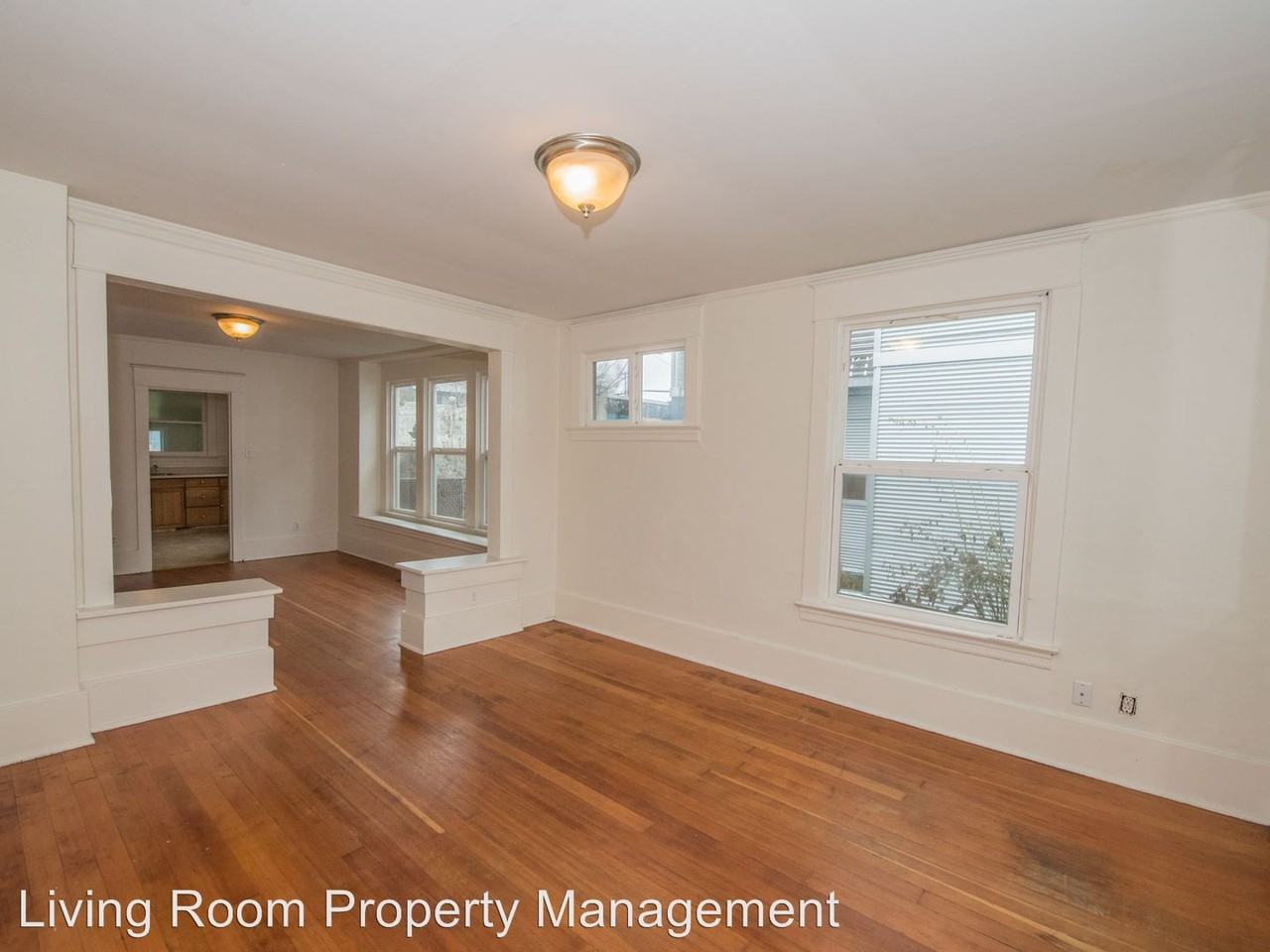 4933 NE 22nd Ave - Photo 2 of 12