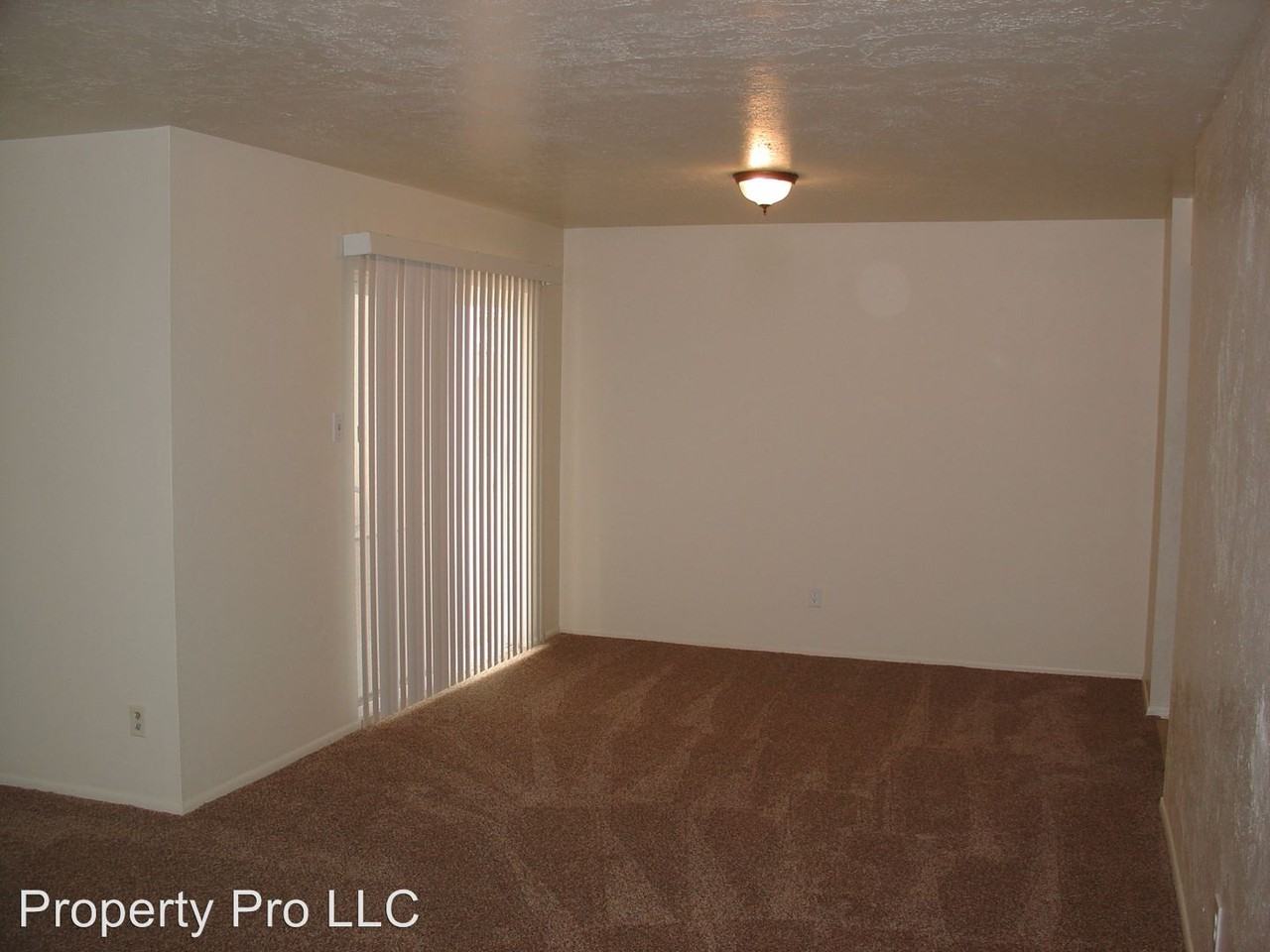 4504 Overland St NE - Photo 2 of 18