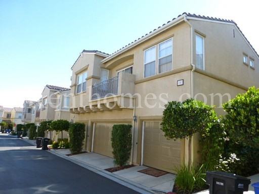 3 El Caminito - Photo 2 of 15