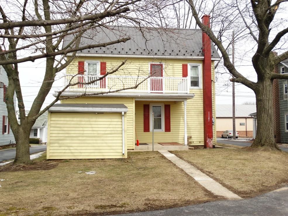 1223 Newport Rd - Photo 3 of 18