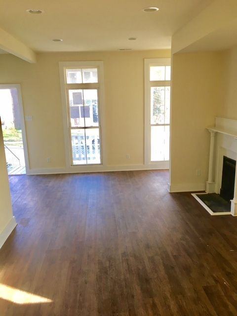 209 Minor St - Photo 2 of 15