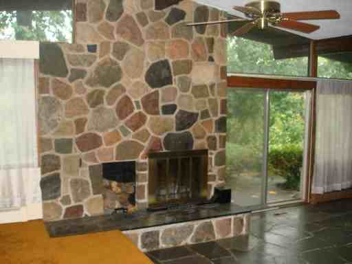 34203 Burton Ln - Photo 3 of 4