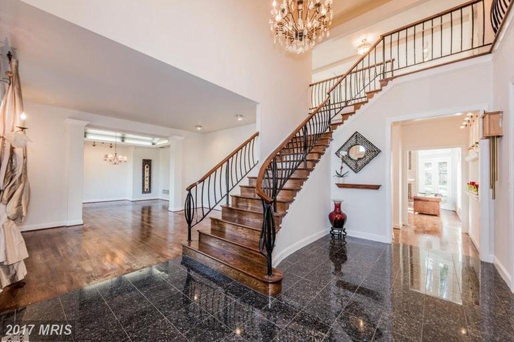 7 Chamaral Ct - Photo 3 of 18