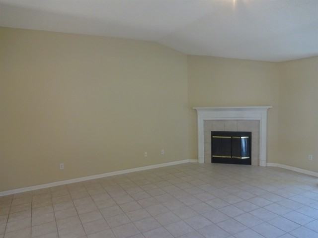 875 Rock Bay Dr - Photo 2 of 14